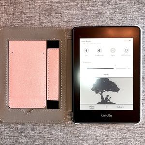 Amazon Kindle 10th Generation (2018) - Like New